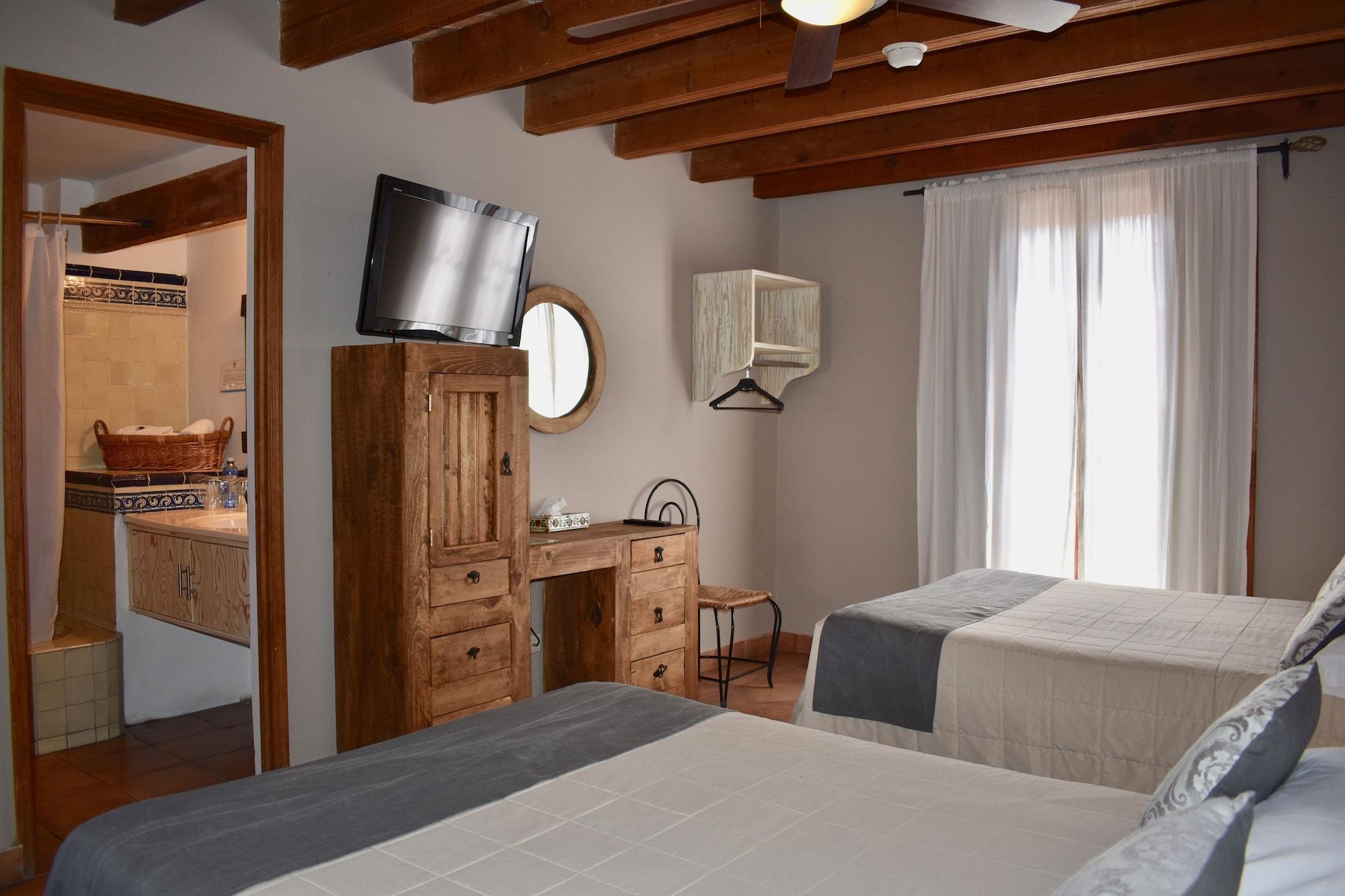 Hotel Ana Catalina And Suites Сан Мигел де Аленде Екстериор снимка