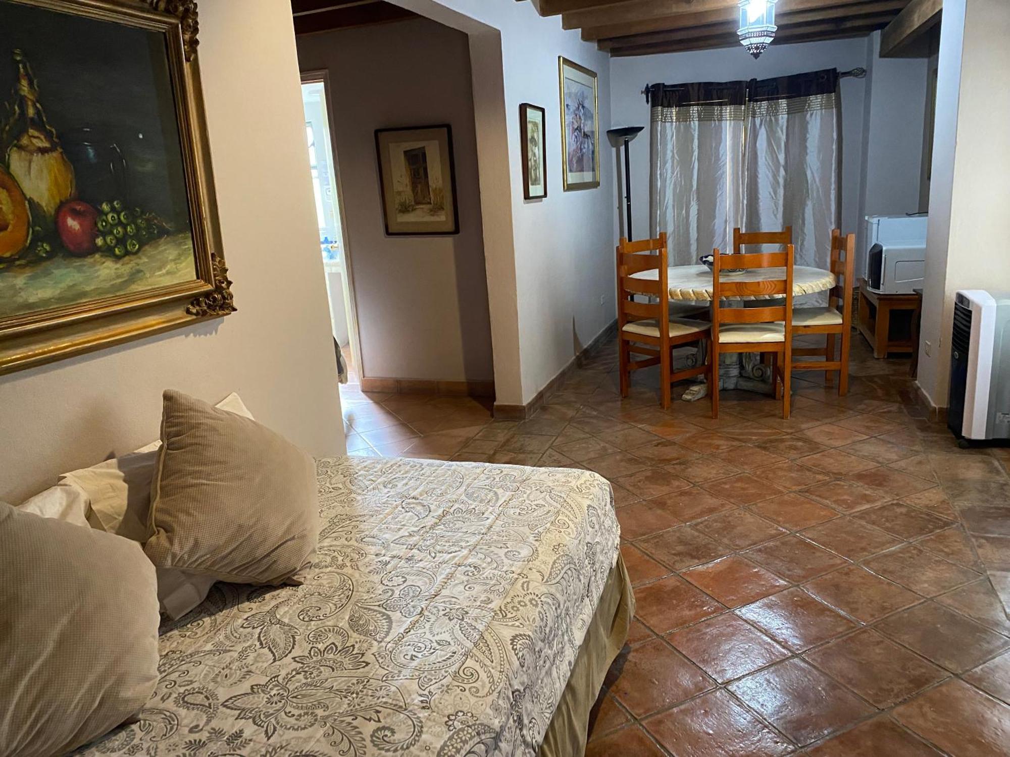 Hotel Ana Catalina And Suites Сан Мигел де Аленде Екстериор снимка