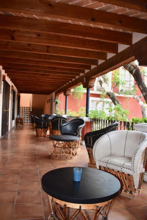Hotel Ana Catalina And Suites Сан Мигел де Аленде Екстериор снимка